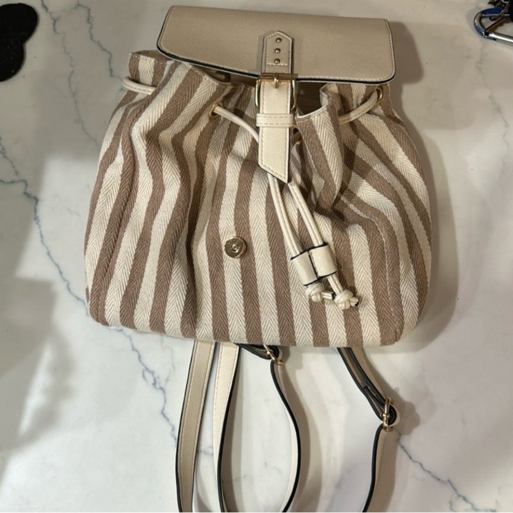 Accessorize London brand woven
Striped Rucksack